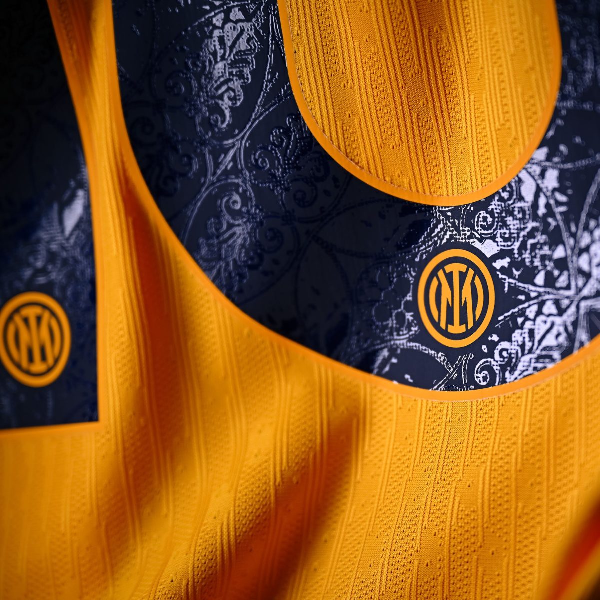 im nike herren drittes set spiel-trikot 202425 – 2 denzel dumfries Kollektion | Inter Fussball Shirts in Deutschland
